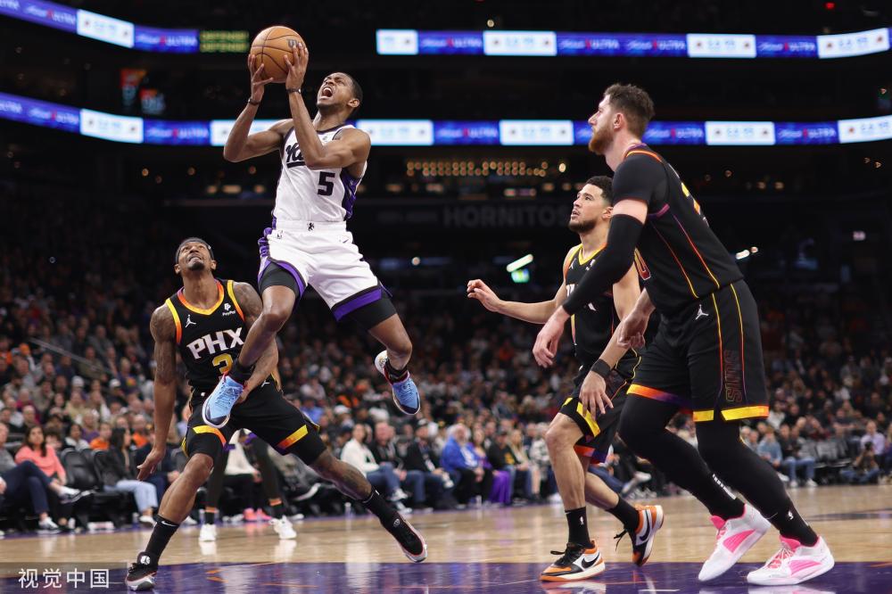 其中包括一 其中包括一