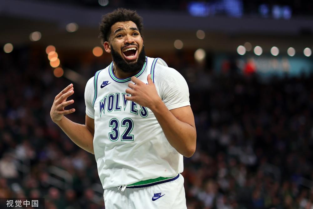 他身着皇家 他身着皇家