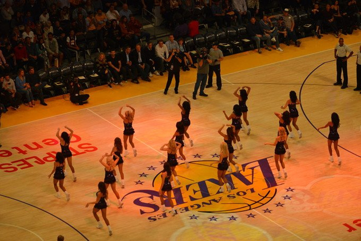 少出现在首 少出现在首