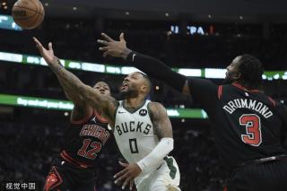 毫无压力！王楚钦4-0饭冢 取得赛事两连胜成功晋级32强